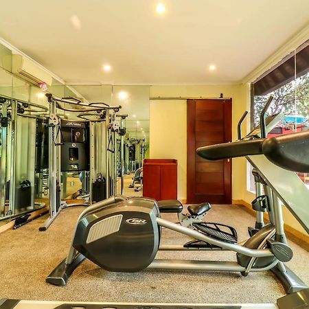 Capital O 2114 Grand Jimbaran Boutique Hotel ภายนอก รูปภาพ