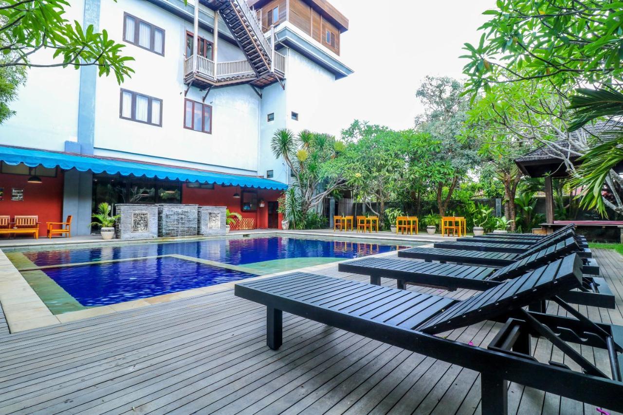 Capital O 2114 Grand Jimbaran Boutique Hotel ภายนอก รูปภาพ