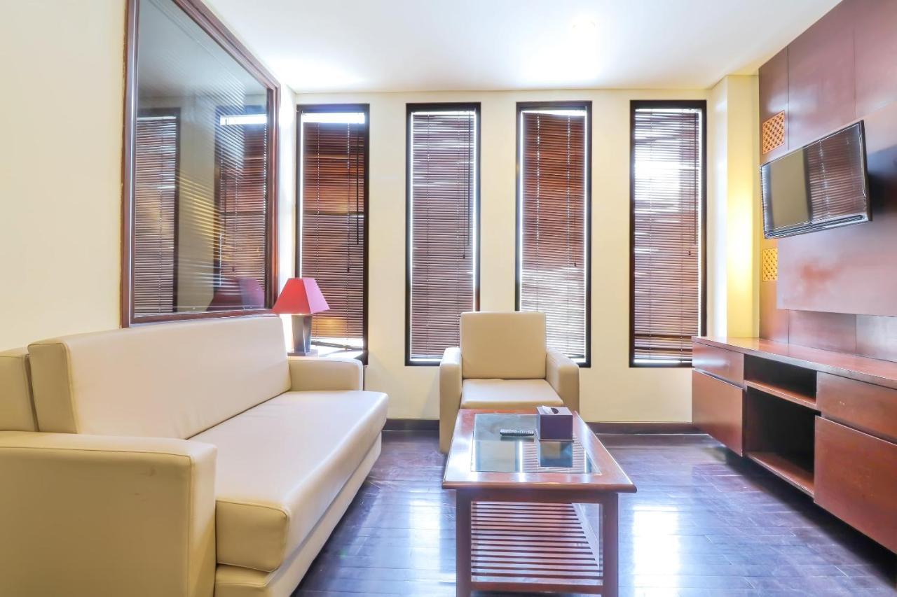 Capital O 2114 Grand Jimbaran Boutique Hotel ภายนอก รูปภาพ