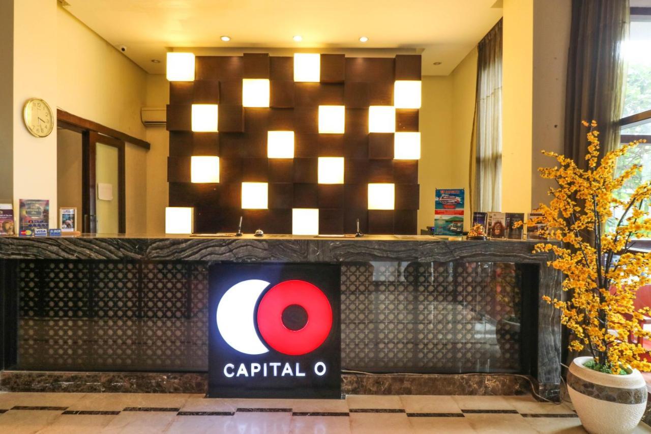 Capital O 2114 Grand Jimbaran Boutique Hotel ภายนอก รูปภาพ