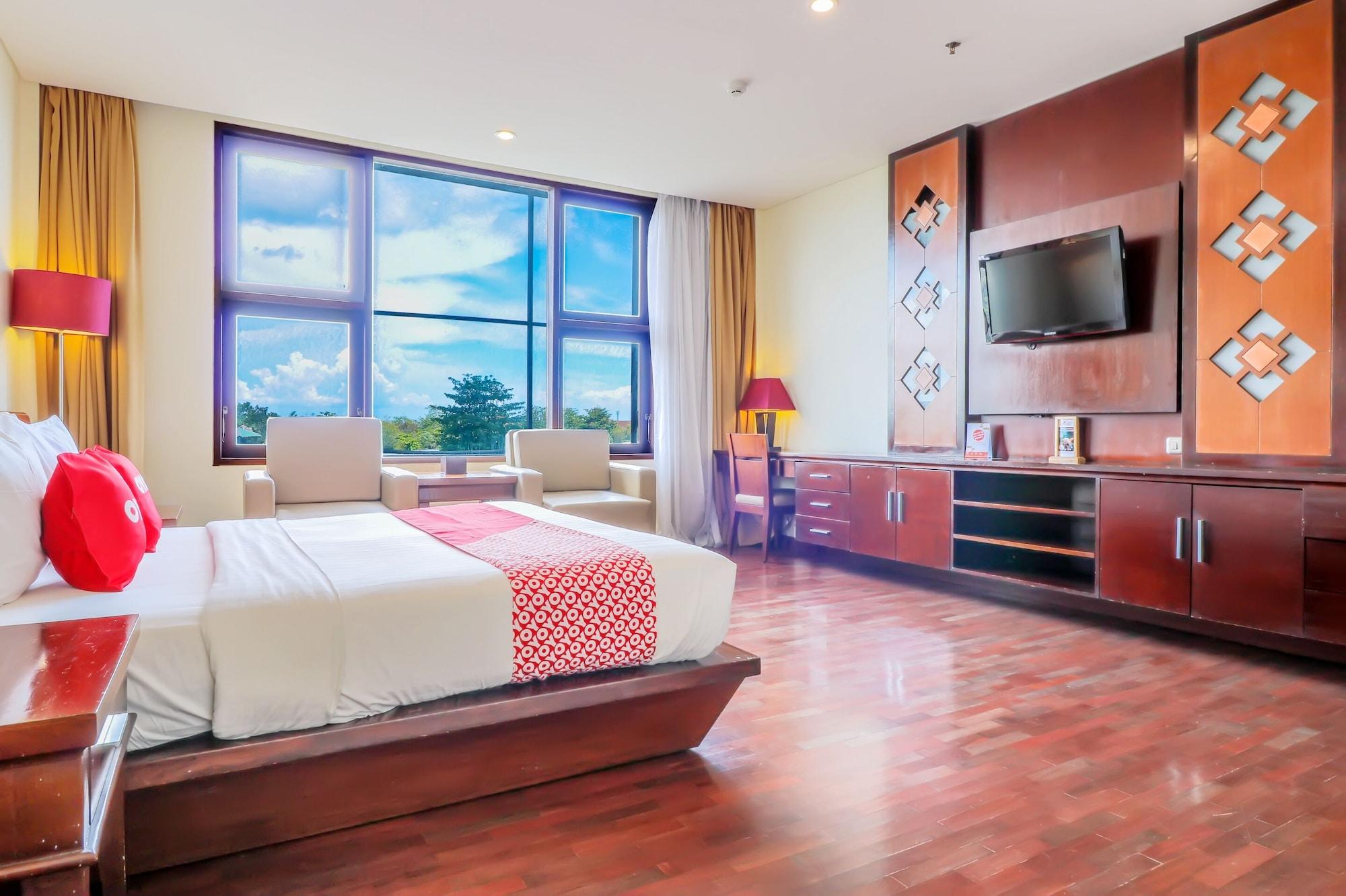 Capital O 2114 Grand Jimbaran Boutique Hotel ภายนอก รูปภาพ